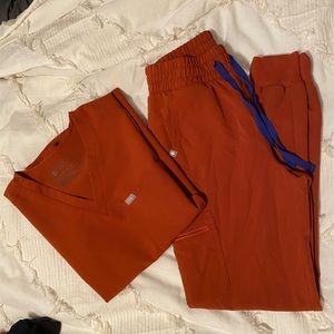 NWOT FIGS Auburn Scrub Set